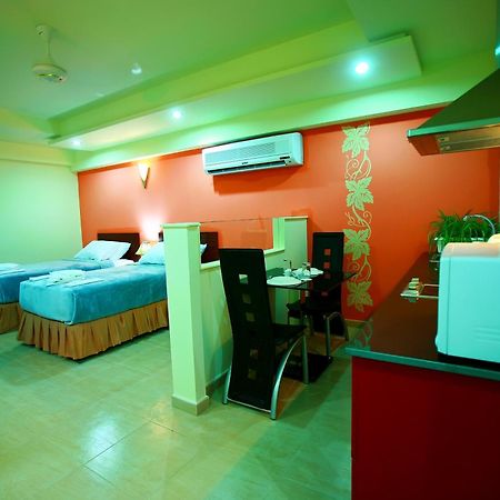 Johny International Hotel Μουσκάτ Εξωτερικό φωτογραφία