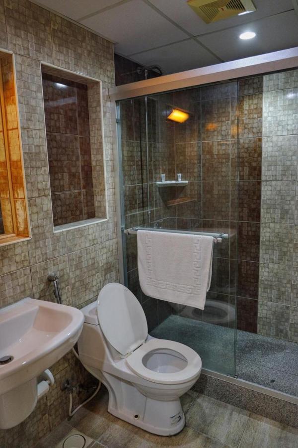Johny International Hotel Μουσκάτ Εξωτερικό φωτογραφία
