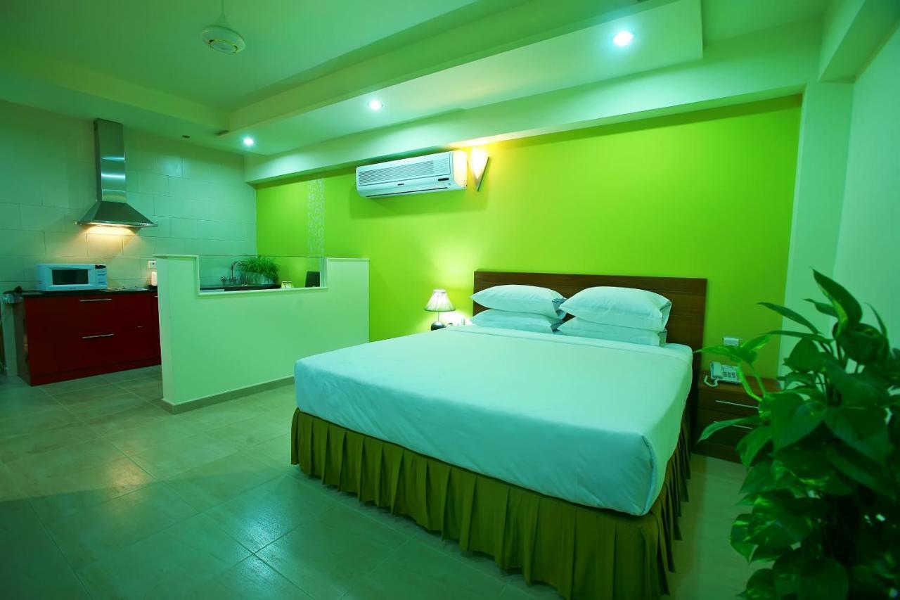 Johny International Hotel Μουσκάτ Εξωτερικό φωτογραφία