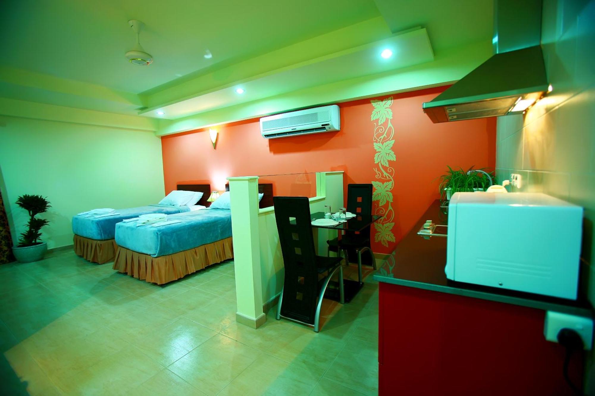 Johny International Hotel Μουσκάτ Εξωτερικό φωτογραφία