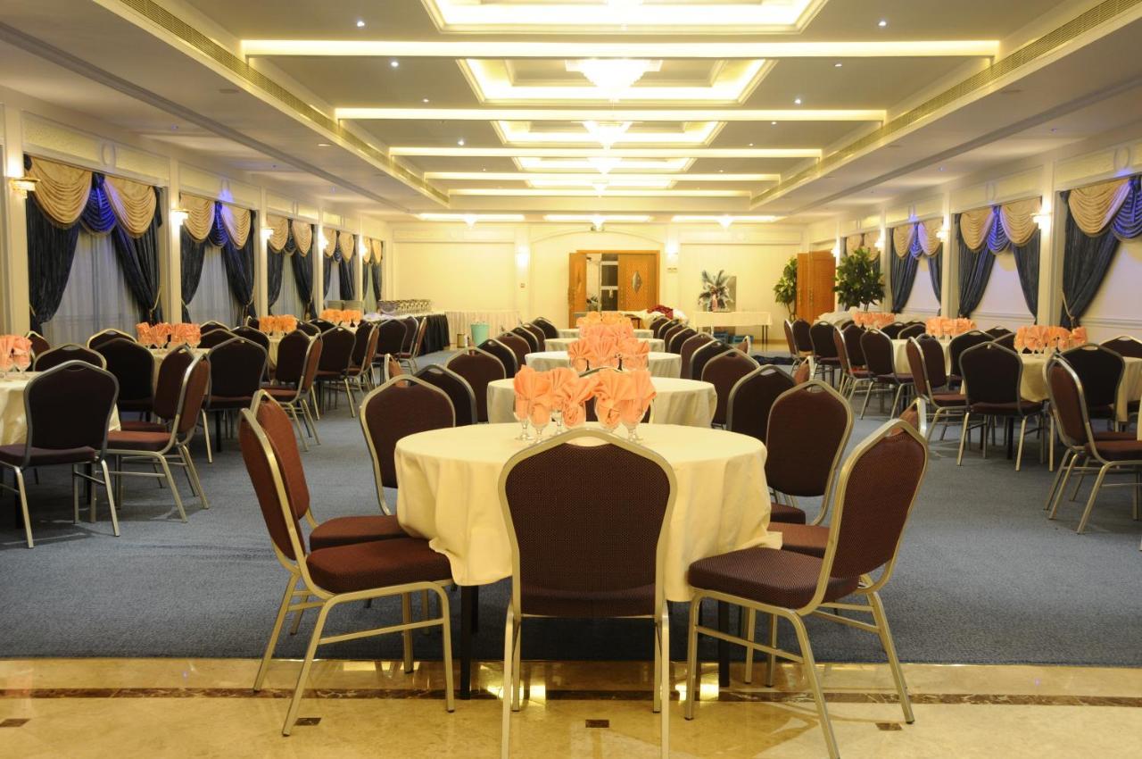 Johny International Hotel Μουσκάτ Εξωτερικό φωτογραφία